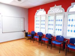 Sala de aula da escola de espanhol em Barcelona