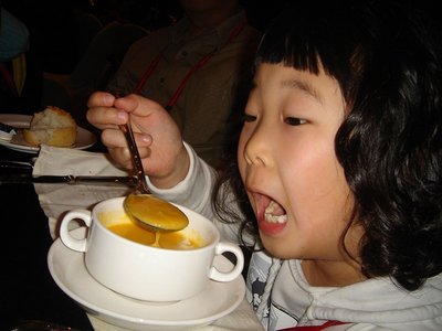 Ázsiai szokás: a leves szürcsölése