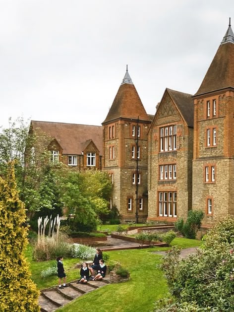 College in Inghilterra