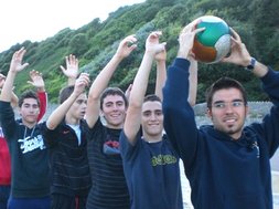 Activité sportive en séjour jeunes - Beach Volley à Bournemouth Activité sportive en séjour jeunes - Beach Volley à Bournemouth