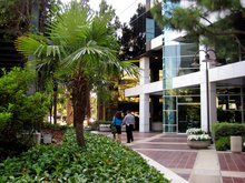 Entrée de l'école d'anglais à Costa Mesa