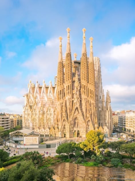 Catedral de la Santa Creu i Santa Eulàlia czyli słynna katedra w Barcelonie