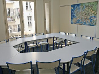Sala lekcyjna w szkole Sprachcaffe w Nicei.
