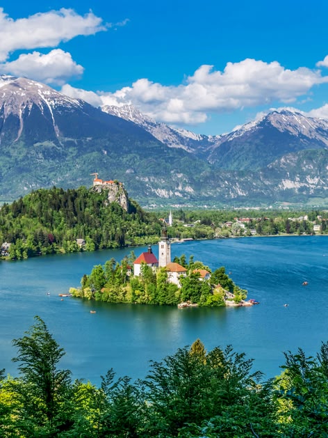 che lingua si parla in Slovenia