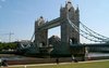 Pictures of our language school and London: Tower Bridge, London