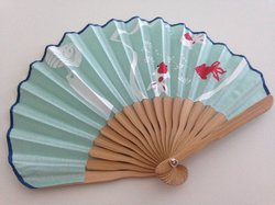 海外で人気の日本のお土産　扇子