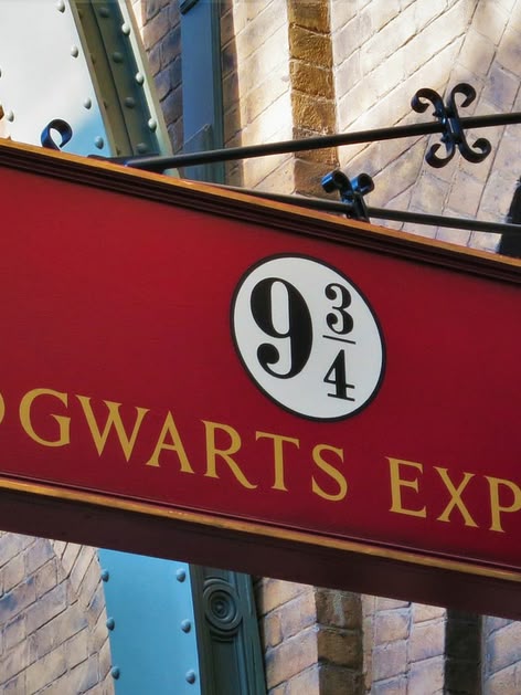 ตามรอยภาพยนตร์ Harry Potter 