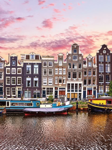 che lingua si parla ad Amsterdam