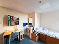 Een kamer of de campus van St. Margaret