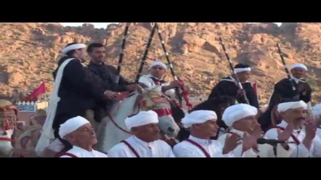 Festival des amandiers Tafraoute (Maroc) 2019 après La fantasia un groupe folklorique (2)