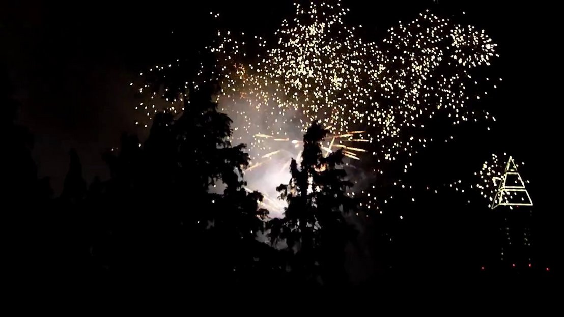 Feuerwerk beim Rosen und Lichterfest 2017 im Palmengarten Frankfurt